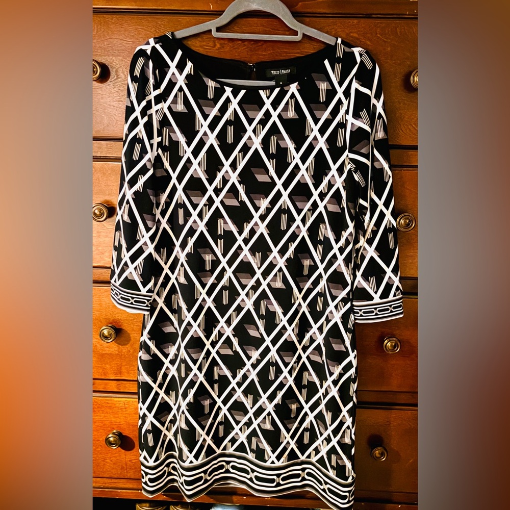 White House Black Market Black White Grey Geometric Shift Dress